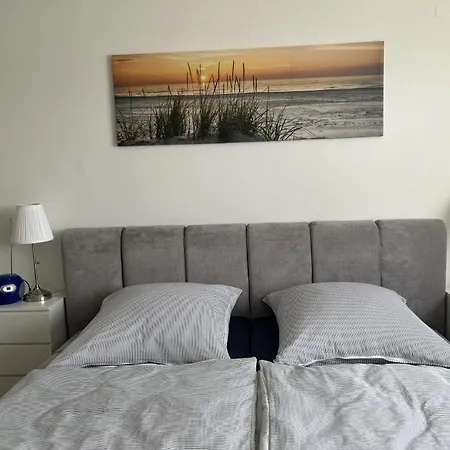 Neu! Up De Warf Apartament *