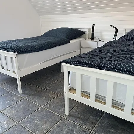 Neu! Up De Warf Apartament *